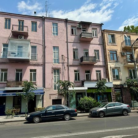 Guesthouses Opera Yerevan Ngoại thất bức ảnh
