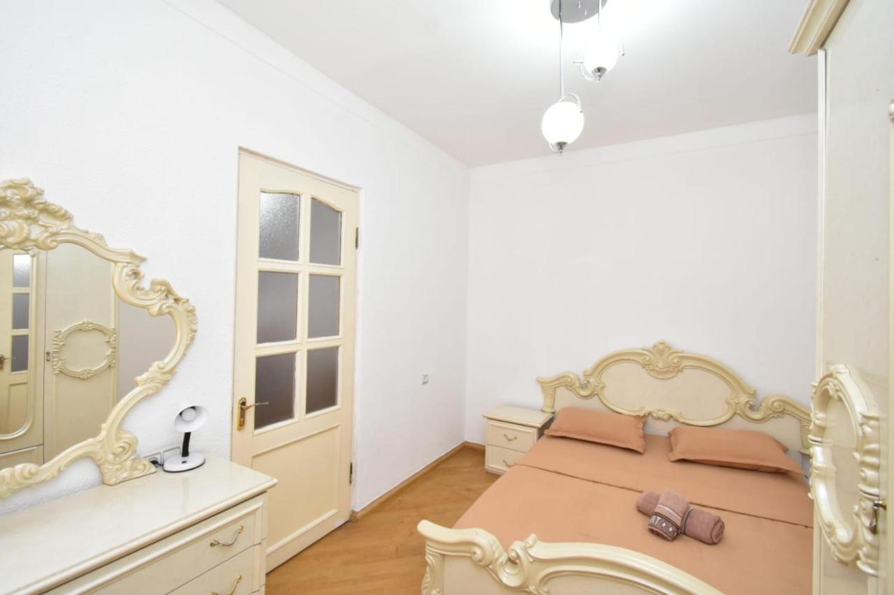 Guesthouses Opera Yerevan Ngoại thất bức ảnh