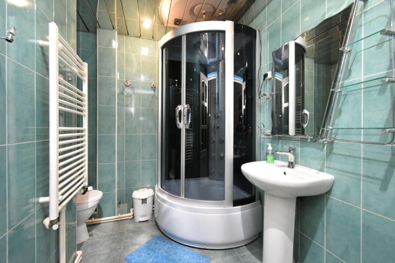 Guesthouses Opera Yerevan Ngoại thất bức ảnh