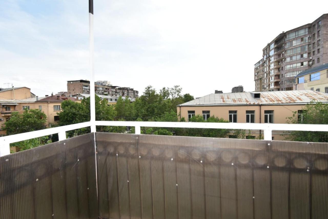 Guesthouses Opera Yerevan Ngoại thất bức ảnh
