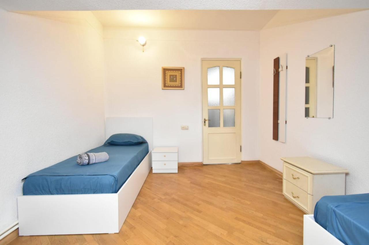 Guesthouses Opera Yerevan Ngoại thất bức ảnh