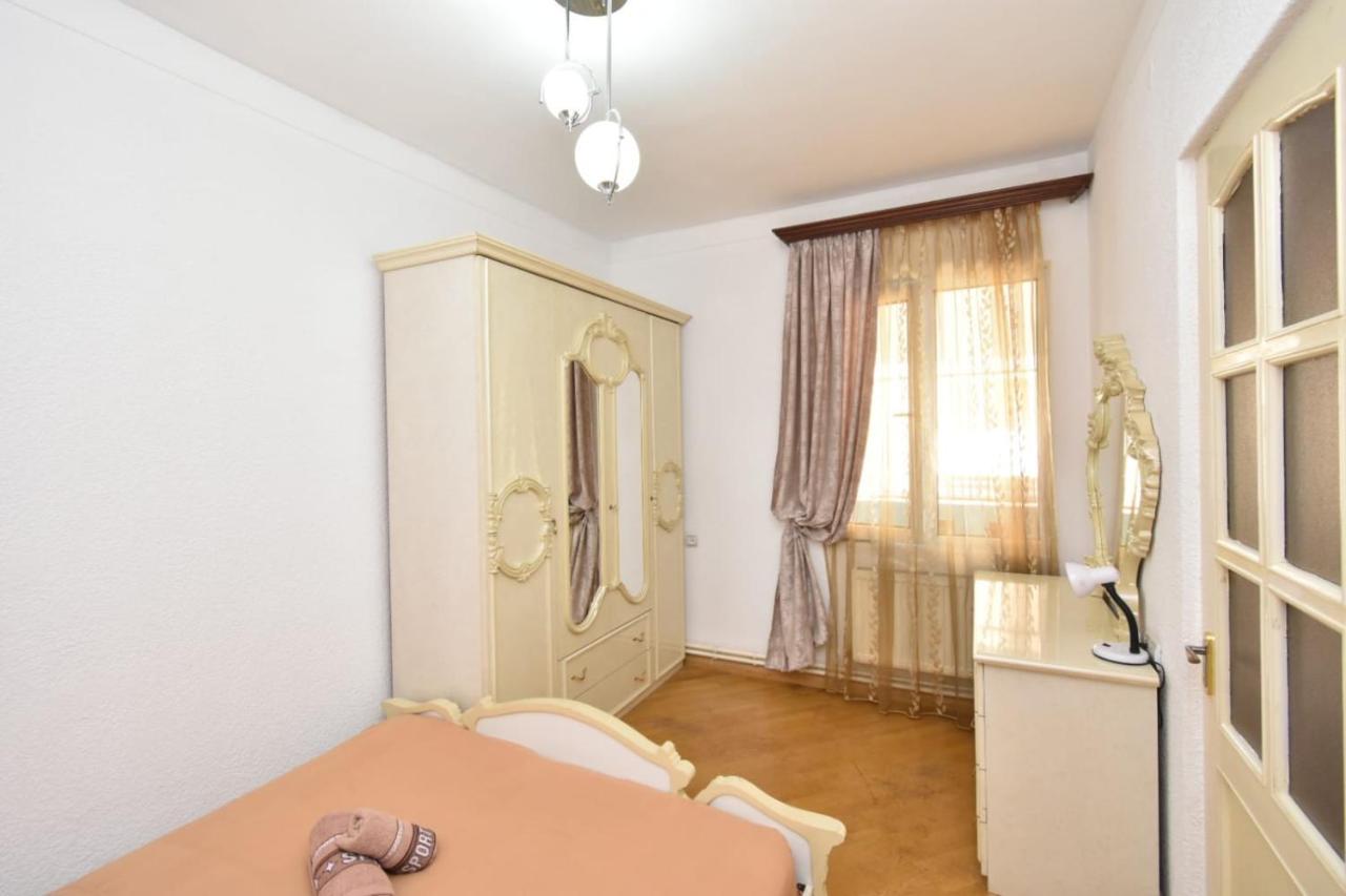 Guesthouses Opera Yerevan Ngoại thất bức ảnh