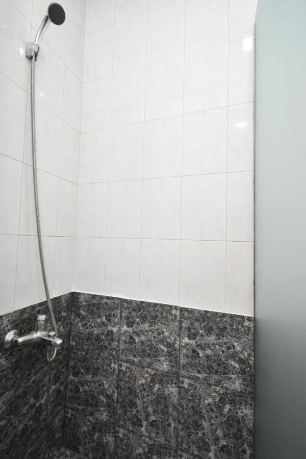 Guesthouses Opera Yerevan Ngoại thất bức ảnh