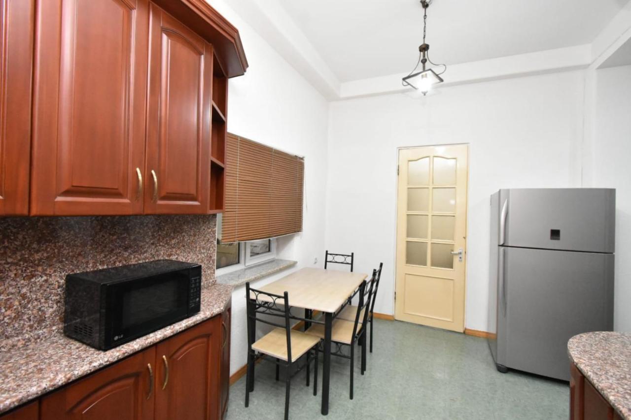Guesthouses Opera Yerevan Ngoại thất bức ảnh
