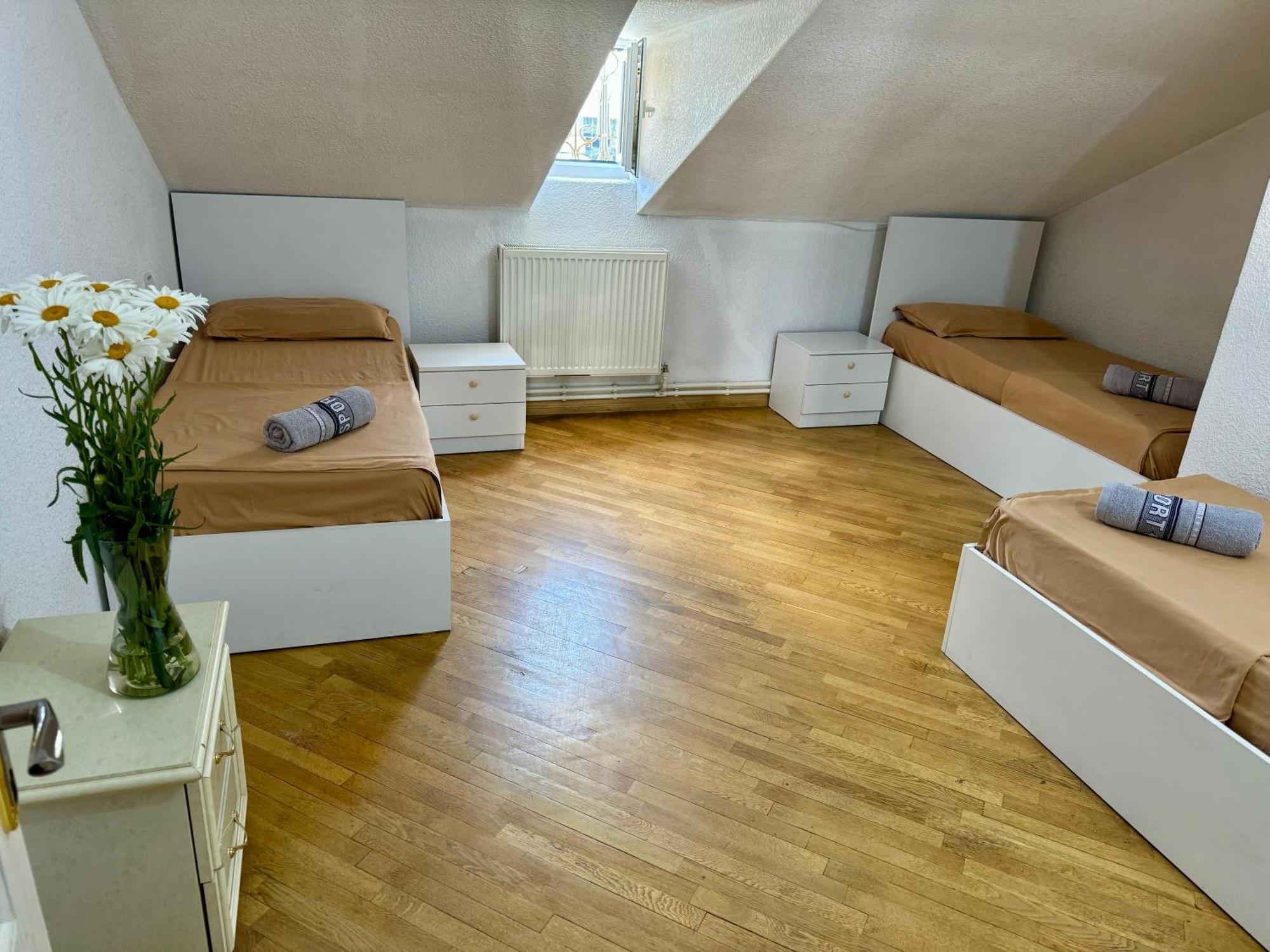 Guesthouses Opera Yerevan Ngoại thất bức ảnh